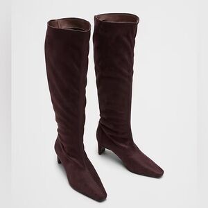 NWT! Banana Republic Vegan Suede Tall Slouch Boot 🤎